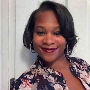 Meet your Posher, Celeste